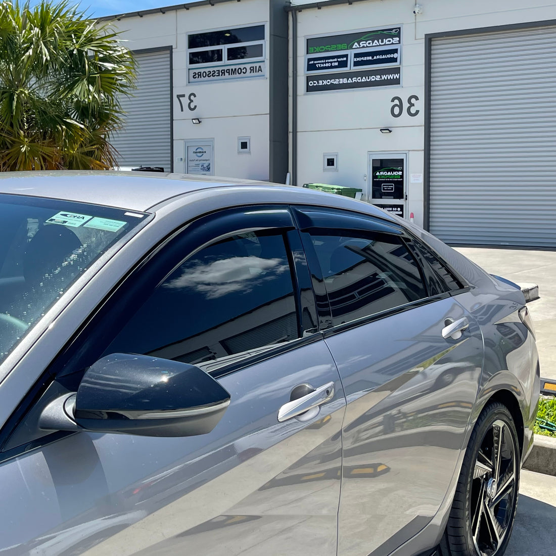Hyundai Elantra / i30 (CN7) Sedan 2021-2026 Slimline Weathershields / Window Visors (4-Piece Set)